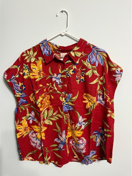 a new day Tops - New Day Women's Red Floral Button-Up Short Sleeve Blouse Size 1X